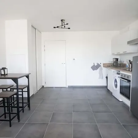 Apartment Guestready - White Minimalist Near The Centre Nancy