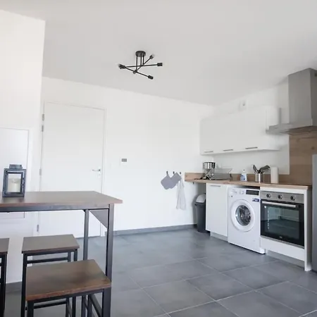 Guestready - White Minimalist Near The Centre Apartment *
